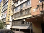 Satılır 2 otaqlı 48 m2 köhnə tikili 8 mkr