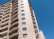 Satılır 4 otaqlı 220 m2 yeni tikili Elmlər Akademiyası m.