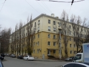 İcarəyə verilir 3 otaqlı 80 m2 köhnə tikili İçəri Şəhər m.