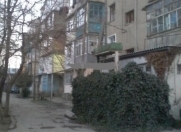 İcarəyə verilir 2 otaqlı 45 m2 köhnə tikili Zərifə Əliyeva adına park