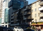 Satılır 3 otaqlı 90 m2 köhnə tikili Nizami m.