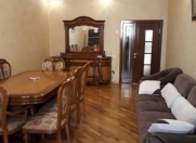 İcarəyə verilir 3 otaqlı 120 m2 yeni tikili Badamdar