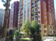 Satılır 4 otaqlı 198 m2 yeni tikili Gənclik m.