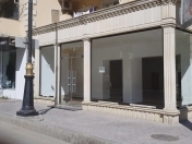 İcarəyə verilir 2 otaqlı 240 m2 obyekt 28 May m.