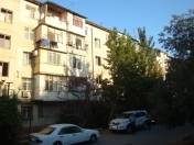 Satılır 3 otaqlı 70 m2 köhnə tikili 5 mkr