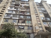 Satılır 2 otaqlı 60 m2 köhnə tikili Ukrayna dairəsi