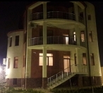 Satılır 5 otaqlı 400 m2 villa Badamdar