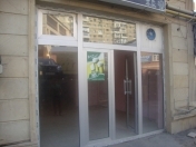 Satılır 2 otaqlı 85 m2 obyekt Yasamal r.