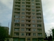 İcarəyə verilir 2 otaqlı 96 m2 yeni tikili İnşaatçılar m.