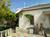 Satılır 2 otaqlı 600 m2 bağ evi Pirşağı