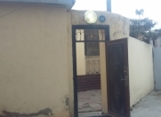 Satılır 3 otaqlı 100 m2 həyət evi Elmlər Akademiyası m.