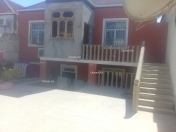 Satılır 6 otaqlı 2000 m2 həyət evi Park Inn