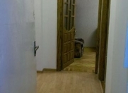 Satılır 3 otaqlı 70 m2 köhnə tikili Rusiya səfirliyi