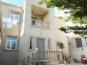 Satılır 6 otaqlı 260 m2 villa Badamdar