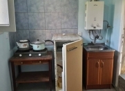 İcarəyə verilir 1 otaqlı 30 m2 həyət evi 8 km