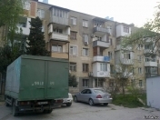 İcarəyə verilir 2 otaqlı 55 m2 köhnə tikili 4 mkr