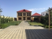 Satılır 6 otaqlı 240 m2 bağ evi Novxanı