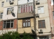 Satılır 3 otaqlı 65 m2 köhnə tikili 2 mkr