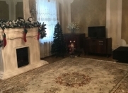 İcarəyə verilir 4 otaqlı 130 m2 köhnə tikili Nərimanov r.