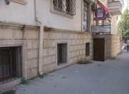 İcarəyə verilir 2 otaqlı 90 m2 obyekt Gənclik m.