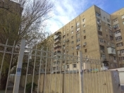 Satılır 3 otaqlı 80 m2 köhnə tikili Elmlər Akademiyası m.