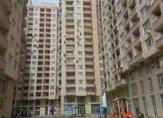 Satılır 4 otaqlı 182 m2 yeni tikili Elmlər Akademiyası m.