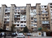 Satılır 5 otaqlı 120 m2 köhnə tikili Zərifə Əliyeva adına park