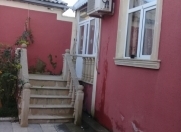 Satılır 3 otaqlı 120 m2 həyət evi Caspian Plaza