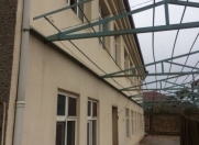 İcarəyə verilir 7 otaqlı 400 m2 həyət evi Saray