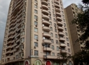 İcarəyə verilir 4 otaqlı 201 m2 yeni tikili Nizami m.
