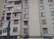 Satılır 3 otaqlı 70 m2 köhnə tikili Neapol dairəsi