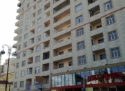 Satılır 3 otaqlı 126 m2 yeni tikili Hüseyn Cavid parkı