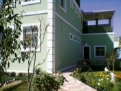 Satılır 9 otaqlı 900 m2 bağ evi Novxanı