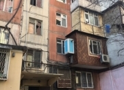 Satılır 3 otaqlı 65 m2 köhnə tikili 4 mkr