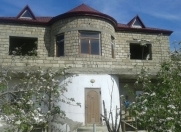 Satılır 11 otaqlı 500 m2 həyət evi Neftçi bazası