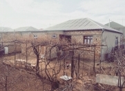 Satılır 5 otaqlı 145 m2 bağ evi Saray