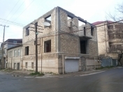 Satılır 21 otaqlı 500 m2 həyət evi Nəsimi m.