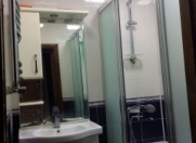 Satılır 3 otaqlı 70 m2 köhnə tikili Yasamal parkı