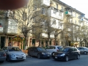 Satılır 4 otaqlı 140 m2 köhnə tikili İçəri Şəhər m.