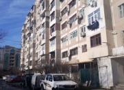 Satılır 5 otaqlı 117 m2 köhnə tikili Gənclik m.