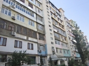Satılır 3 otaqlı 85 m2 köhnə tikili Ayna Sultanova heykəli