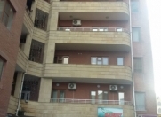 Satılır 3 otaqlı 120 m2 yeni tikili Nizami m.