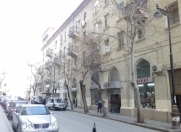 Satılır 1 otaqlı 20 m2 köhnə tikili İçəri Şəhər m.