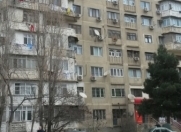 Satılır 3 otaqlı 70 m2 köhnə tikili Zərifə Əliyeva adına park