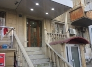 Satılır 4 otaqlı 102 m2 obyekt Heydər Əliyev Mərkəzi