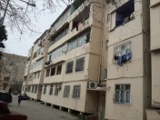 Satılır 3 otaqlı 80 m2 köhnə tikili Badamdar