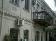 İcarəyə verilir 2 otaqlı 50 m2 köhnə tikili 28 may