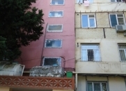 Satılır 2 otaqlı 60 m2 köhnə tikili 8 mkr