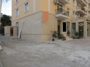 Satılır 2 otaqlı 50 m2 obyekt Şah İsmayıl Xətai m.