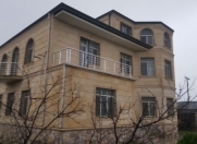 Satılır 7 otaqlı 290 m2 həyət evi Binə